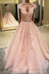 Pink Sleeveless V Neck Tulle Lace Applique Long Semi Formal Prom Dresses
