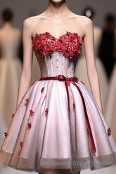 Red Sweetheart Neck Lace Short Semi Formal Prom Dress