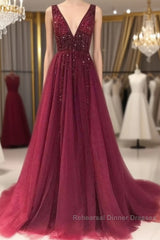 Custom Made Burgundy Tulle Lace Appliques Top Semi Formal Prom Dress Long
