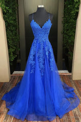 A-Line/Princess V-neck Sweep Train Tulle Evening Dresses With Appliques Lace