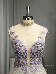 A-Line/Princess V-Neck Tulle Applique Sleeveless Floor-Length Semi Formal Prom Dresses