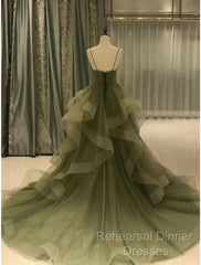 A-Line Semi Formal Prom Dresses Elegant Dress Formal Court Train Christmas Red Green Dress Sleeveless Spaghetti Strap Tulle With Pleats Ruffles