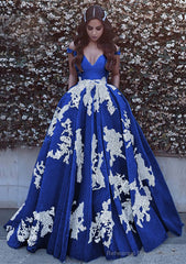 Ball Gown Off-the-Shoulder Sleeveless Court Train Tulle Prom Dresses With Pleated Appliqued