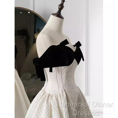 Beautiful Ball Gown Straps White Lace Long Semi Formal Prom Dress