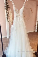 Beautiful Long A-line Backless Tulle Wedding Dress with Appliques Lace