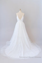 Beautiful White Long A-line V-neck Tulle Backless Wedding Dresses