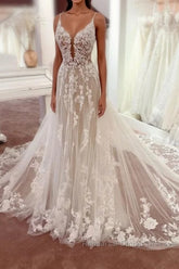 Charming Long A-Line Spaghetti Straps Appliques Lace Tulle Backless Wedding Dresses