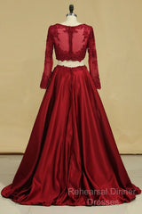 Cheap Burgundy Two-Piece Semi Formal Prom Dresses A Line Satin Lace Applique