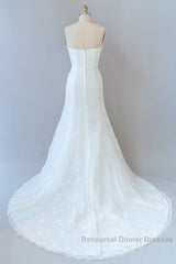 Chic Long Sheath Strapless Ruffle Lace Wedding Dresses