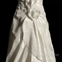 Classy A Line Halter Satin Ivory Long Wedding Dress Bridal Dresses
