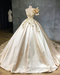 Classy Long A-Line Sweetheart Crystal Satin Ruffles Wedding Dresses