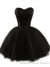 Sweetheart Short Black Lace Semi Formal Prom Dress, Black Lace Graduation / Homecoming Dress