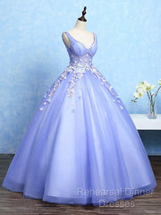 Cute Lavender Tulle Ball Gown V-Neckline Sweet 16 Dresses, Light Purple Formal Dresses