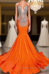 Sleeveless V-Neck Halter Mermaid Semi Formal Prom Dresses With Beadings