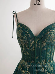 Dark Green A-Line Spaghetti Strap Satin Long Semi Formal Prom Dress Sweetheart Neckline Retro Bridal Dress