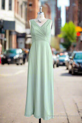Dusty Sage Green A-Line Spaghetti Straps Pleated Chiffon Bridesmaid Dress With Bow