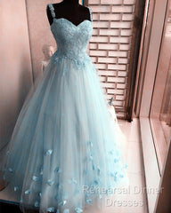 Elegant Appliques Princes Semi Formal Prom Dresses Sweetheart Ball Gown