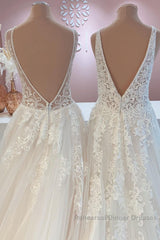 Glamorous Long A-Line Open Back Tulle Appliques Lace Wedding Dresses
