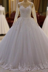 Gorgeous Long A-Line Bateau Pearl Tulle Appliques Lace Wedding Dresses with Sleeves
