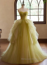 Green Sweetheart Straps Tulle Long Party Dress Semi Formal Prom Dress A Line December Wedding Guest Dress