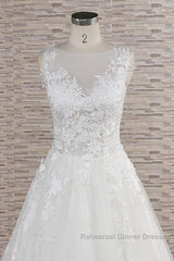 Long A-line Sweetheart Applqiues Lace Tulle Wedding Dresses