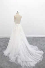 Long A-line V-neck Backless Appliques Lace Tulle Wedding Dresses