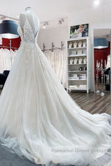 Long A-line V-neck Spaghetti Straps Tulle Lace Backless Wedding Dresses