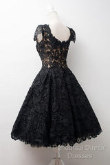 Scoop Knee-Length Cap Sleeves Ball Gown Lace Homecoming Dress