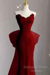 Sexy Mermaid Strapless Red Lace Long Semi Formal Prom Dress