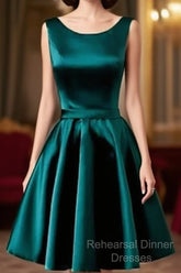Short Hunter Green Satin Semi Formal Prom Dress With Bow