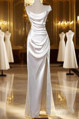 Simple White Mermaid Satin Strapless Pleats Wedding Dress