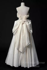 Vintage A Line Strapless Satin White Long Wedding Dresses Brides Dress