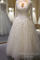 Vintage Long Sleeves Wedding Dresses Princess