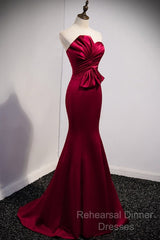 A Noble And Minimalist Wine Red Sleeveless Off Shoulder Ball Dress With Wine Red Strapless Backless Straps And Ground Length Fishtail Evening Dress
