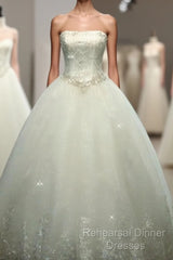 Ball-Gown Straight Beading Floor-Length Tulle Wedding Dress