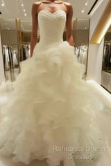 Ball-Gown Sweetheart Ruffles Court Train Organza Wedding Dress