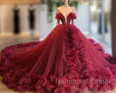 Burgundy Ruffles Wedding Dresses Tulle Skirt Ball Gown Sexy Plunge V-Neck Bridal Wedding Semi Formal Prom Gowns