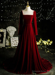 Burgundy Velvet Long Sleeve Pearls Prom Dress