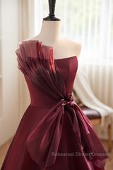Charming And Elegant Wine Red Sleeveless Off Shoulder Ball Dress, Wine Red A-Shaped Princess Strapless Butterfly Tie With Backless Strap And Ground Length Semi Formal Prom Dress