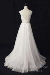 Elegant Ivory Tulle V-Neck A Line Floor Length Wedding Dresses