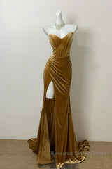 Elegant Mermaid Sweetheart Neck Velvet Long Semi Formal Prom Dress Strapless Formal Evening Gown