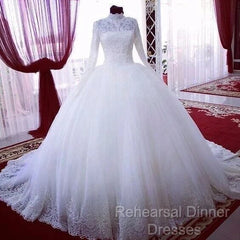 High Neck Ball Gown Muslim Wedding Dresses Lace Applique Long Sleeves Bridal Wear