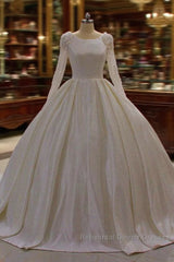 Ivory Long Sleevess Jewel Ruffless Flowers Bedaings Wedding Dresses