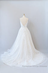 Long A-line V-neck Open Back Appliques Lace Tulle Wedding Dresses