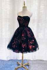 Lovely Black Sweetheart Short Homecoming Dress, Black Semi Formal Prom Dress