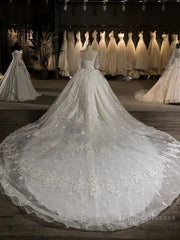 Luxury V-Neck Half Sleeves Tulle Applique With Beading Cathedral Train Ball Gown Wedding Dresses