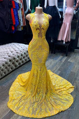 Mermaid Halter Floor-length Sleeveless Open Back Sequined Appliques Lace Semi Formal Prom Dresses