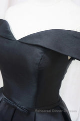 Off the Shoulder Short Black Semi Formal Prom Dresses, Off Shoulder Short Black Formal Graduation Dresses