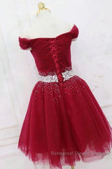 Off The Shoulder Tulle Red Short Semi Formal Prom Dresses Lace Up