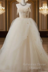 Off-White A-Line Straps Tulle Long Semi Formal Prom Dress Simple Applique Wedding Dress